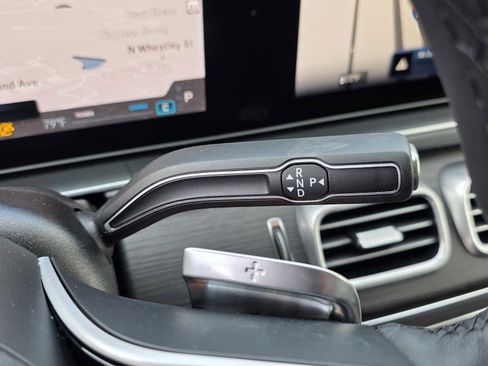 Used 2025 Mercedes-Benz GLE 350 4MATIC image 25