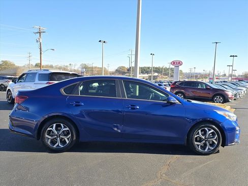 Used 2020 Kia Forte LXS image 2