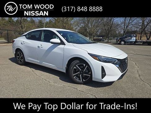 Certified 2025 Nissan Sentra SV image 1