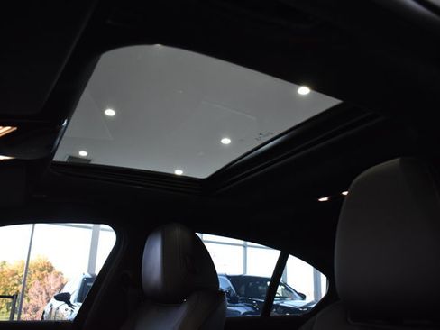 Used 2023 BMW M340i xDrive w/ Premium Package image 38