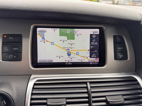 Used 2015 Audi Q7 3.0T Premium Plus image 31