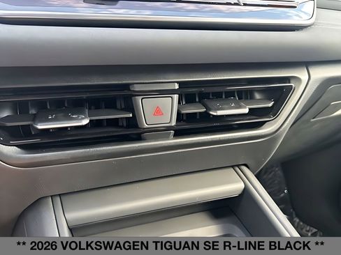 New 2026 Volkswagen Tiguan SE R-Line image 40