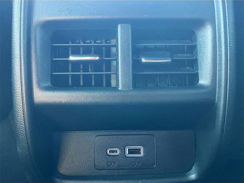 Used 2024 Cadillac XT4 Sport image 25