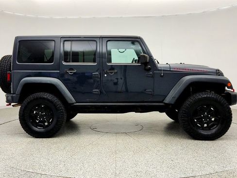 Used 2016 Jeep Wrangler Unlimited Rubicon AWD/4WD image 4