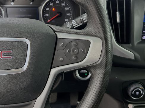 Used 2023 GMC Terrain SLE w/ Elevation Edition image 20