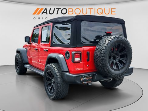 Used 2018 Jeep Wrangler Unlimited Sport S AWD/4WD image 3