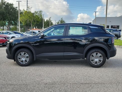 Certified 2025 Nissan Kicks S FWD image 9