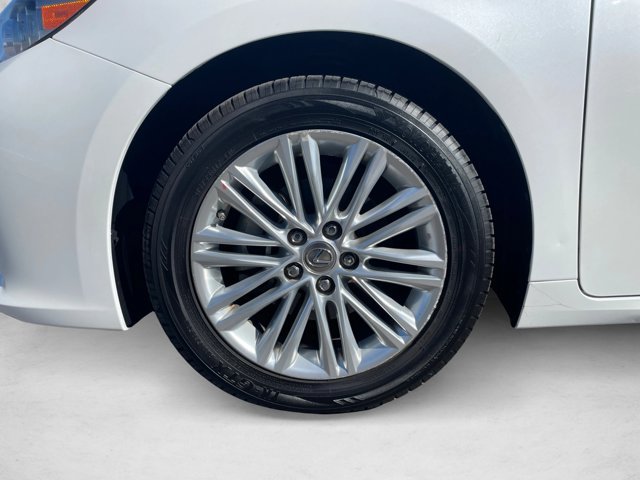 Used 2014 Lexus ES 350 w/ Premium Package FWD image 24