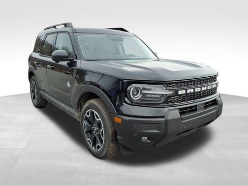 New 2025 Ford Bronco Sport Outer Banks w/ Outer Banks Tech Package+ AWD/4WD image 16