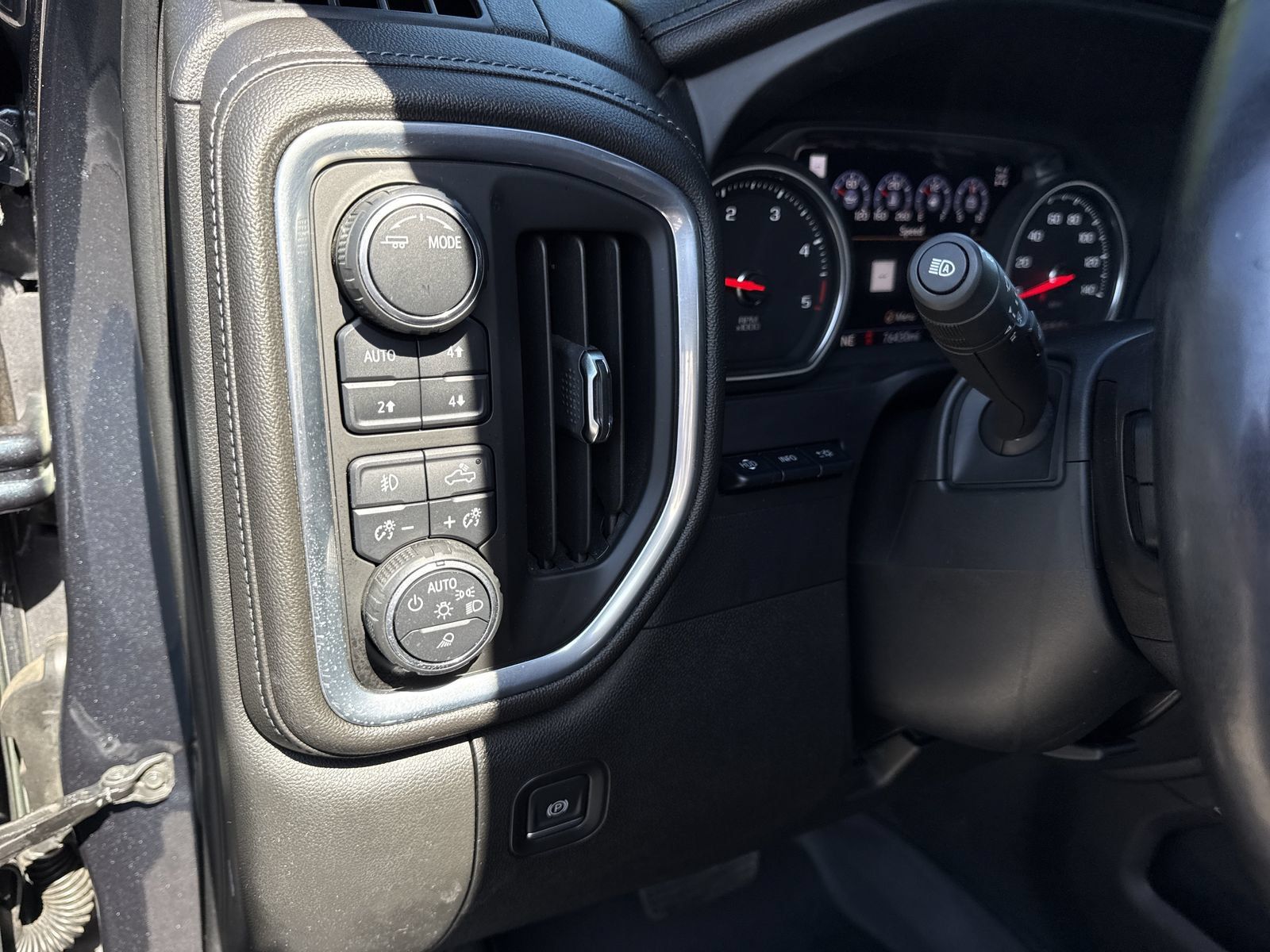 Used 2020 Chevrolet Silverado 3500 High Country w/ LPO, Hitch Package AWD/4WD image 20