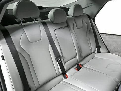 New 2026 Hyundai Elantra Limited image 67