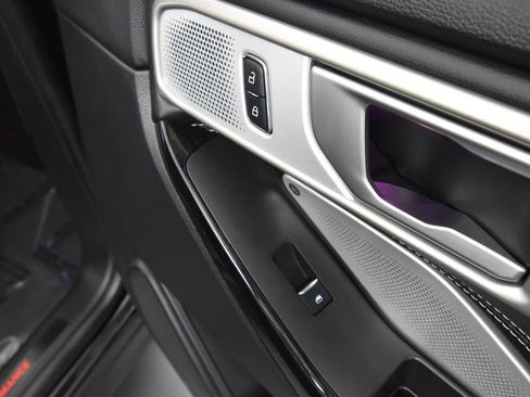 Used 2024 Ford Explorer ST w/ Technology Package image 57