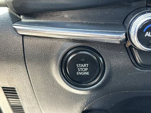 Used 2025 MAZDA MAZDA3 s FWD image 19