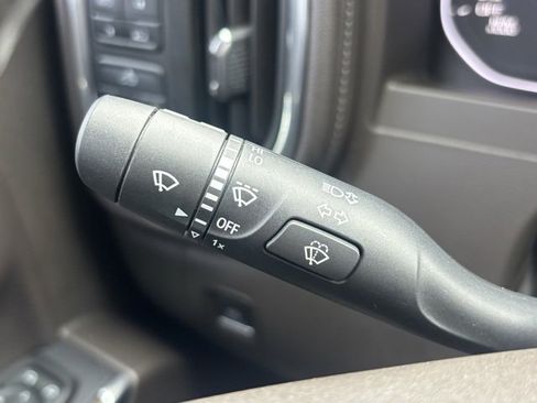 Used 2019 GMC Sierra 1500 SLE w/ SLE Value Package image 20