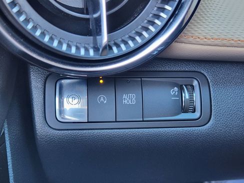 New 2026 Chevrolet Equinox ACTIV w/ Convenience Package III FWD image 22