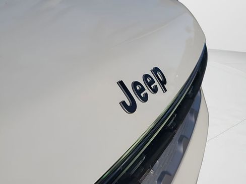 New 2026 Jeep Grand Wagoneer 4WD w/ Premium Group I image 42