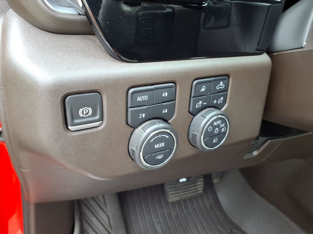Used 2024 Chevrolet Silverado 1500 LT Trail Boss w/ LT Trail Boss Premium Package AWD/4WD image 25