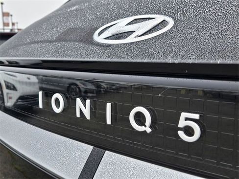 Certified 2023 Hyundai Ioniq 5 SEL image 11
