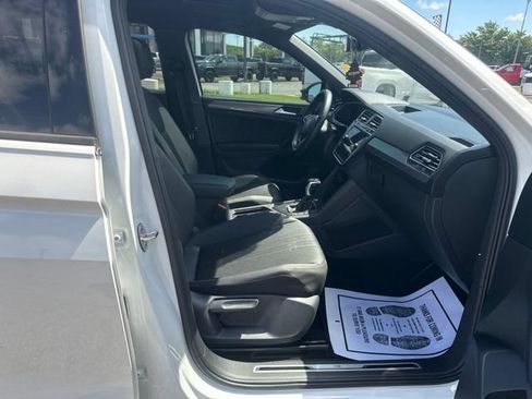 Used 2023 Volkswagen Tiguan SE R-Line FWD image 30
