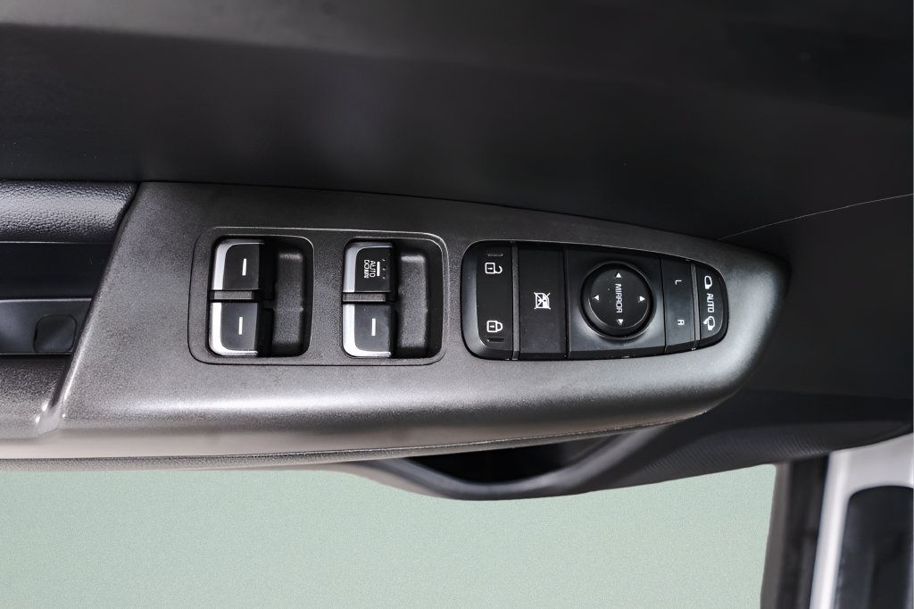 Used 2021 Kia Sportage LX w/ LX AWD Popular Package image 26