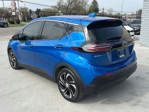 Used 2023 Chevrolet Bolt LT w/ Infotainment Package image 7