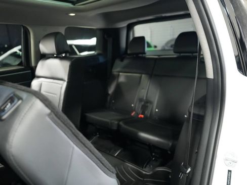 Used 2024 Hyundai Santa Fe Limited AWD/4WD image 35