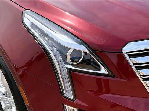 Used 2017 Cadillac XT5 FWD image 31