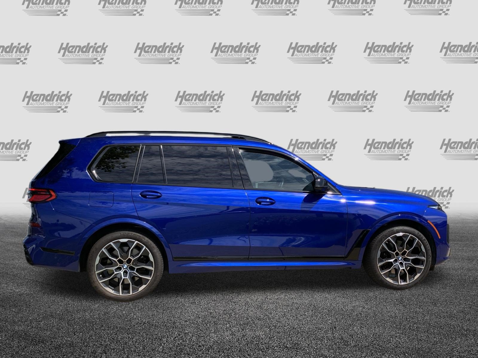Used 2024 BMW X7 M60i w/ Executive Package AWD/4WD image 11