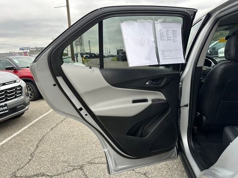Used 2019 Chevrolet Equinox LT AWD/4WD image 7