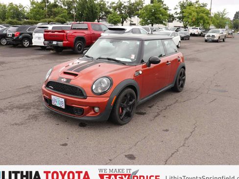Used 2013 MINI Cooper S FWD image 1