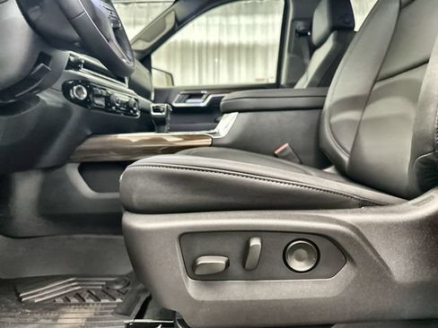 New 2026 Chevrolet Silverado 1500 RST AWD/4WD image 15