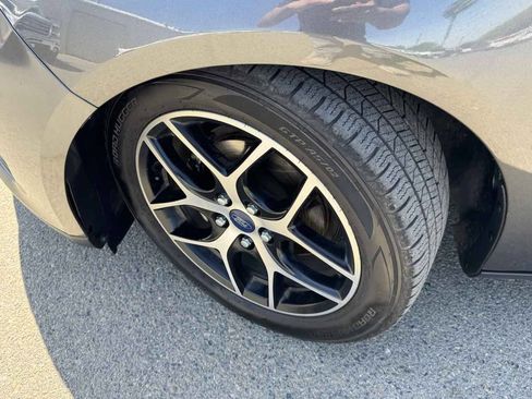Used 2018 Ford Focus SEL FWD image 34