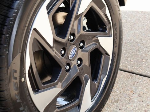 New 2025 Subaru Crosstrek 2.5i Limited w/ Crosstrek Mirror Package image 40