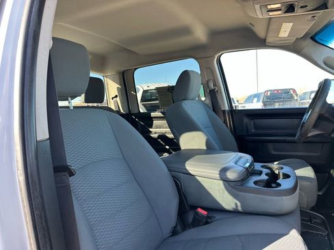 Used 2018 RAM 3500 Tradesman w/ Popular Equipment Group image 16