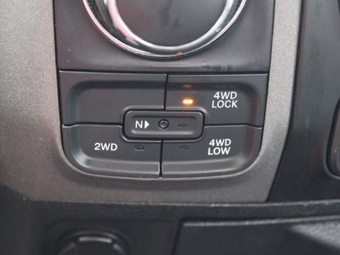 Used 2018 RAM 1500 Express w/ Black Ram 1500 Express Group image 32