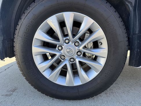 Used 2019 Lexus GX 460 Premium image 4