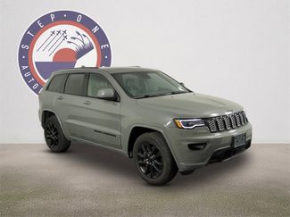 Used 2021 Jeep Grand Cherokee Laredo X video 2