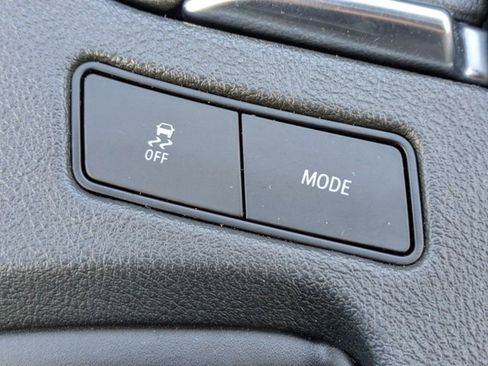 Used 2020 Cadillac XT5 Premium Luxury image 36