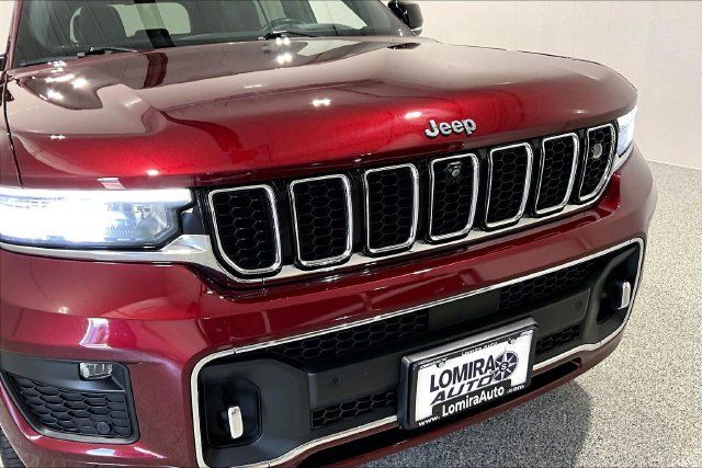 Used 2021 Jeep Grand Cherokee L Overland w/ Advanced Protech Group III AWD/4WD image 43
