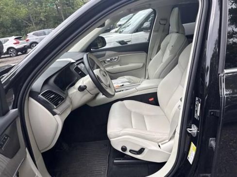 Used 2024 Volvo XC90 T8 Plus w/ Protection Package AWD/4WD image 5
