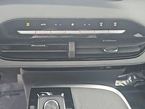 Certified 2025 Buick Enclave Sport Touring image 25