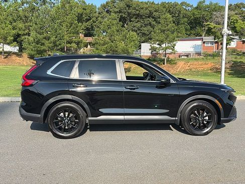 Used 2023 Honda CR-V Sport image 2