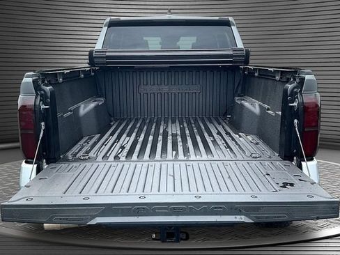 Used 2024 Toyota Tacoma SR5 AWD/4WD image 7