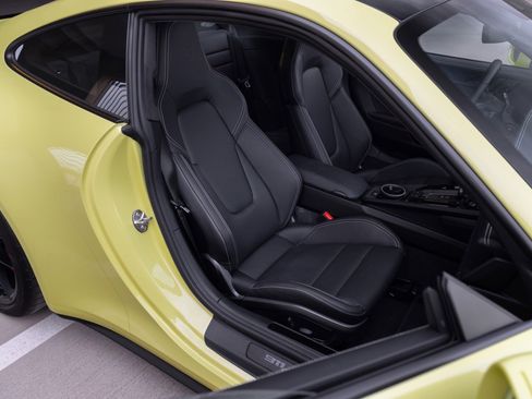 Used 2026 Porsche 911 Carrera GTS image 68