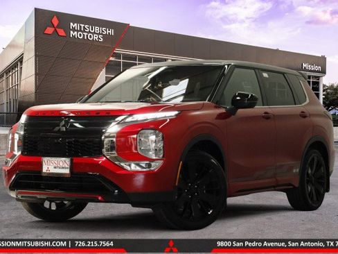 New 2026 Mitsubishi Outlander AWD image 1