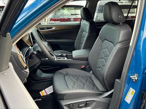 New 2026 Volkswagen Atlas SE FWD image 9