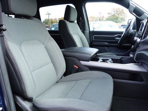 Used 2023 RAM 1500 Big Horn image 29