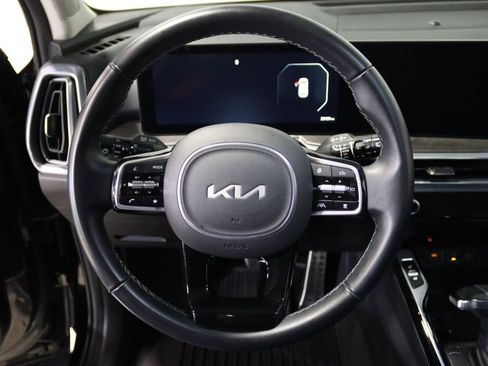 Used 2025 Kia Sorento SX AWD/4WD image 39