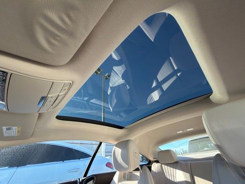 Used 2018 Mercedes-Benz E 400 4MATIC Coupe image 19