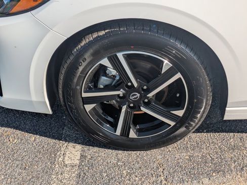 Used 2024 Nissan Sentra SV image 20